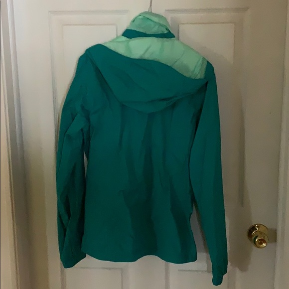 Blue North face raincoat - Picture 2 of 2